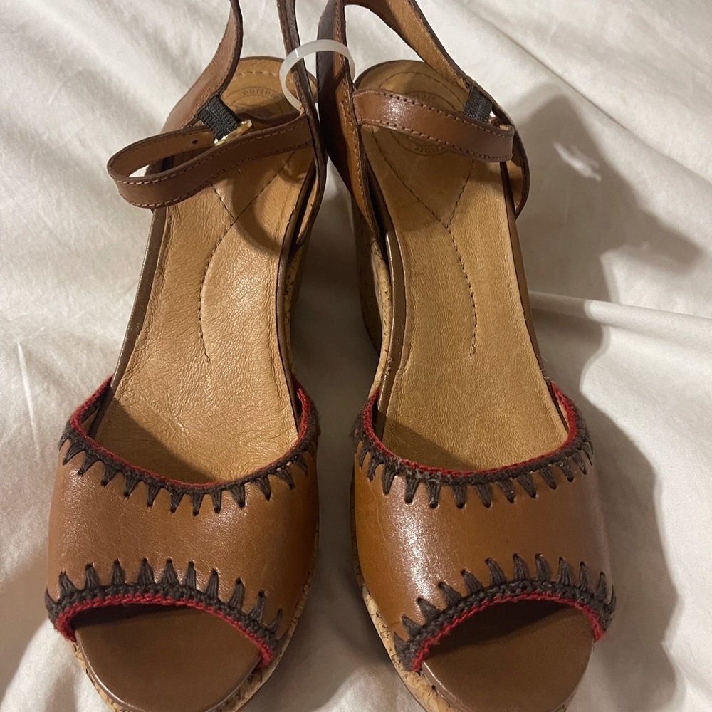 Women’ wedge shoes.  Size 8